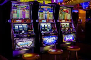 How Storytelling in Slots Builds Emotional Connection